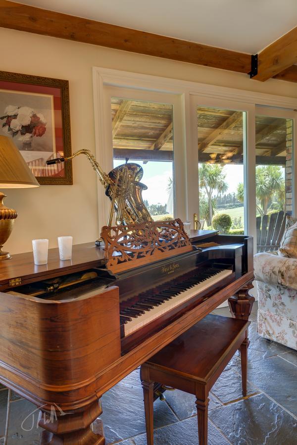 Eagle Ridge Lodge Tauranga Bagian luar foto