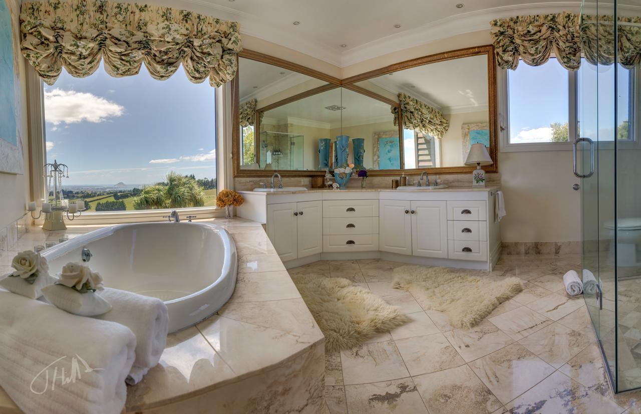 Eagle Ridge Lodge Tauranga Bagian luar foto