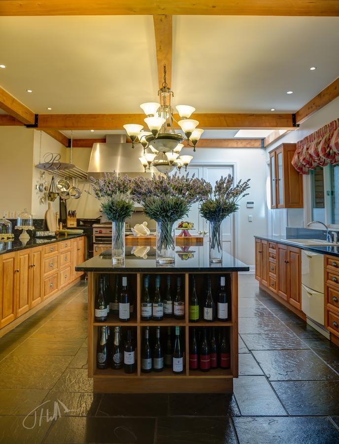 Eagle Ridge Lodge Tauranga Bagian luar foto
